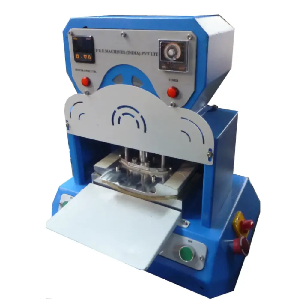 Toe Puff Attaching Machine